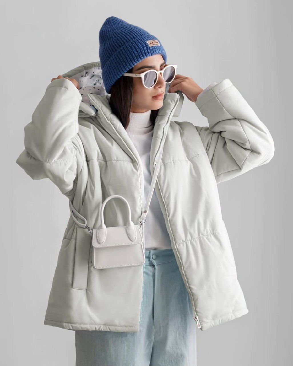 کاپشن پیترستی لالیک جنس تی سی و پشم شیشه زنانه