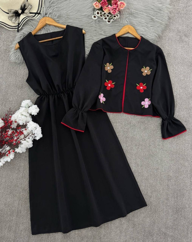 کت و سارافون گلدوزی نیایش جنس مازراتی زنانه